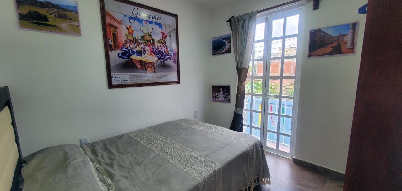 Hostal Guelaguetza Bano Compartido Oaxaca Bagian luar foto