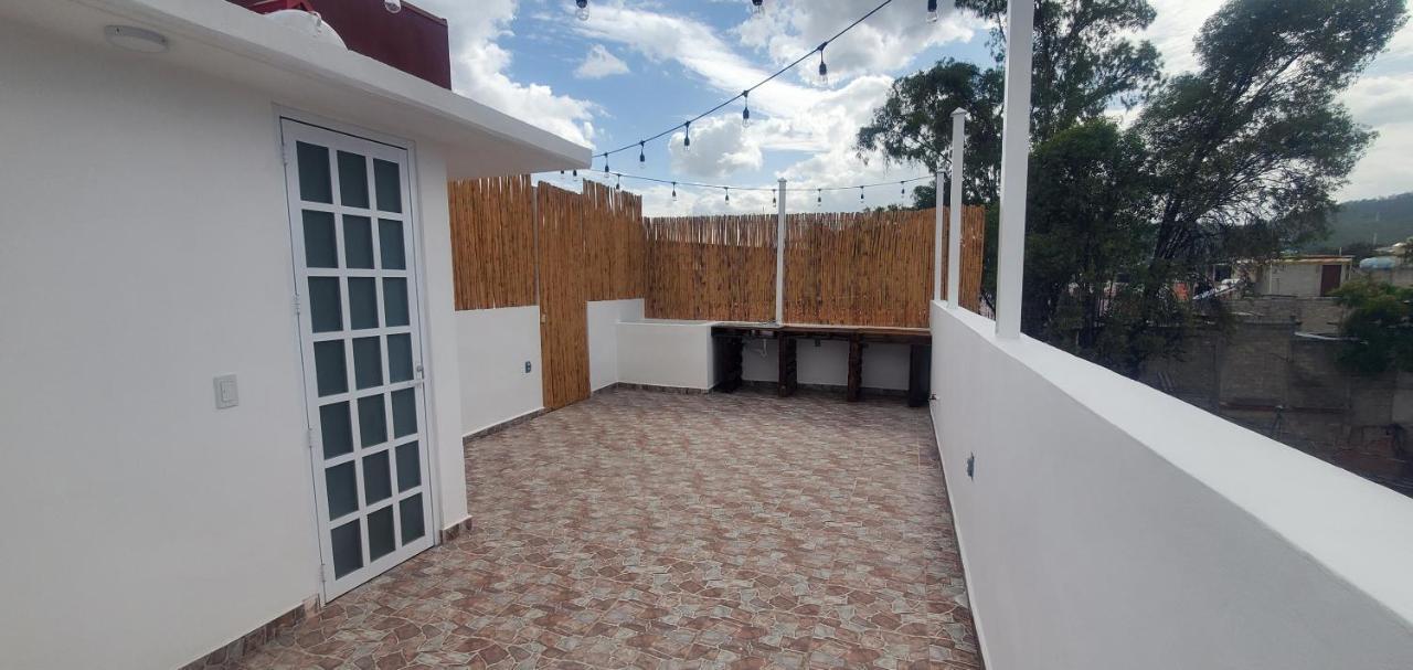 Hostal Guelaguetza Bano Compartido Oaxaca Bagian luar foto